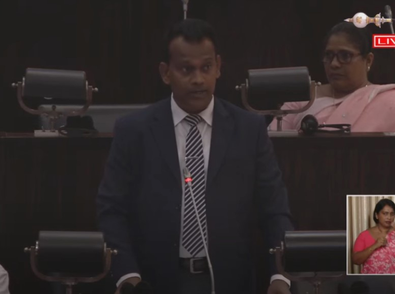 පෞද්ගලික පරිහරණය සඳහා ලබාගෙන ඇති රජයේ ඉඩම් සංවර්ධන ව්‍යාපෘති සඳහා නැවත පවරාගන්නවා